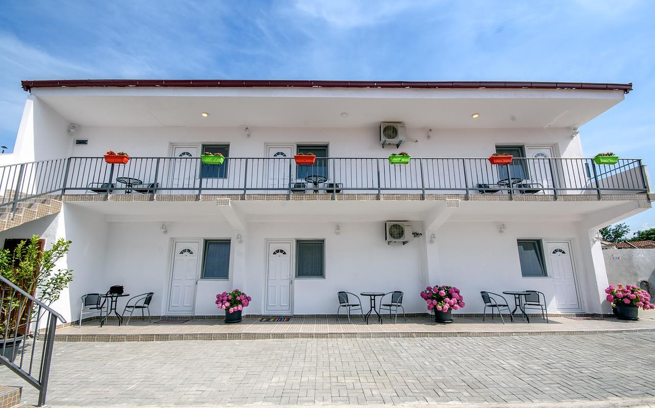 Bed & Breakfast Delikates Stojakovo 외부 사진